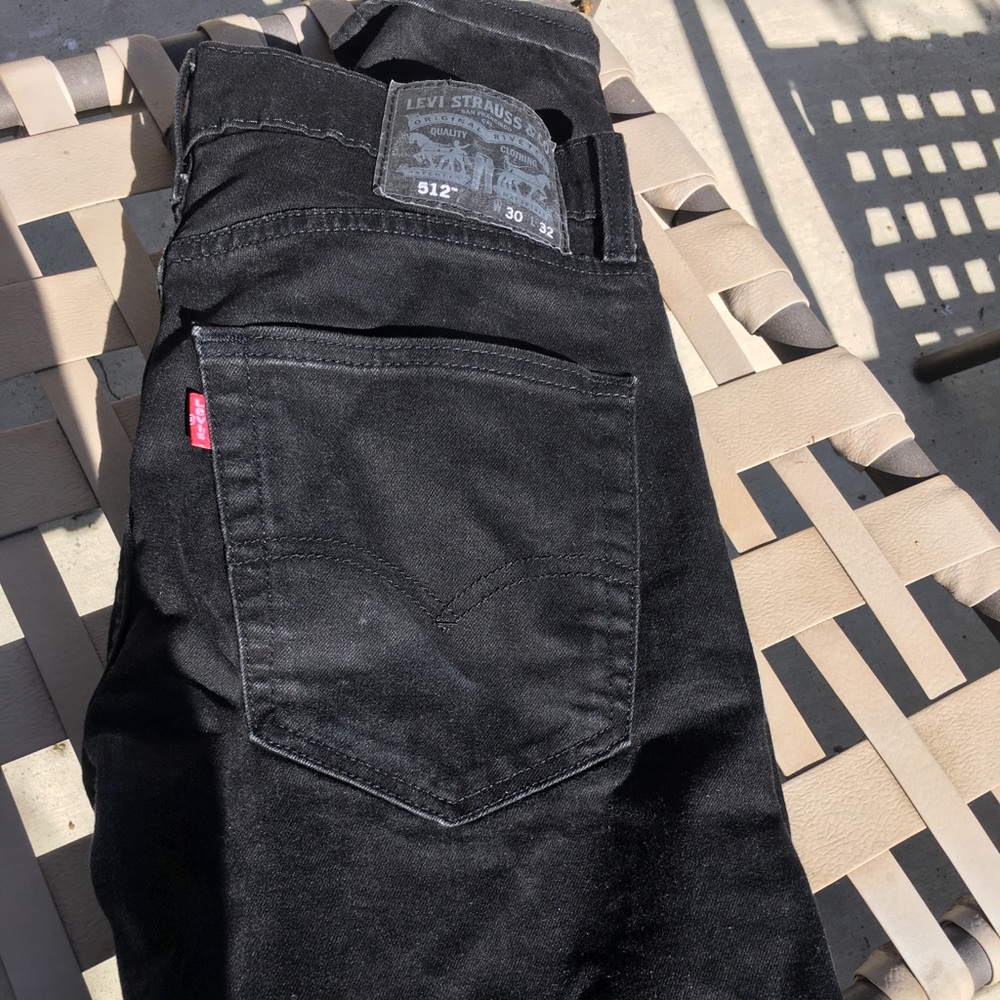 Levi’s 512 slim fit 30x32 Black jeans